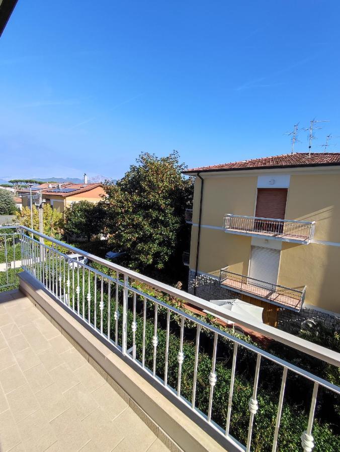 Appartement Casa Violina à Lido di Camaiore Extérieur photo
